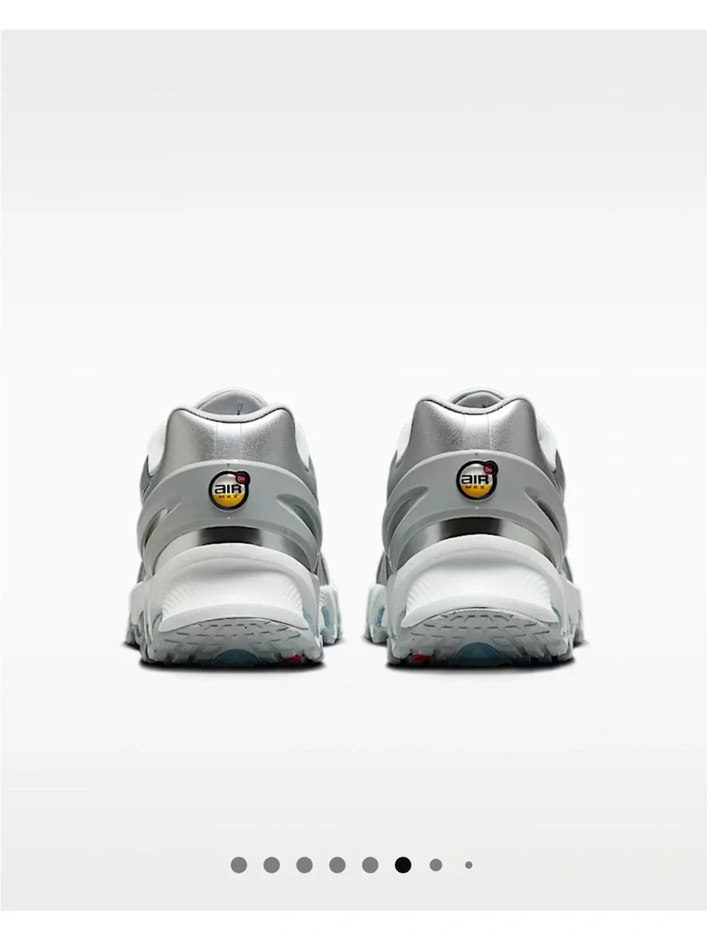 Nike Women’s Air Max DN8 Silver/Gray Lightweight Running Sneakers